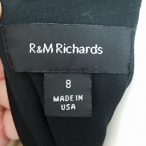 Black flowy halter style dress prom cocktail - Picture 5 of 5